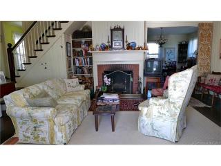 91 Middle Beach Rd, Madison CT  06443-3006 exterior