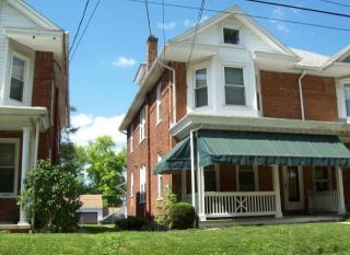 1033 Poplar St, Lebanon, PA 17042-6636
