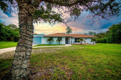 16141 Calder Dr, Town Of Loxahatchee Groves FL  33470-4139 exterior