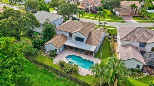 5677 Descartes Cir, Boynton Beach, FL 33472-2427