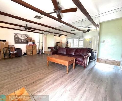 115 29th Ave, Boynton Beach, FL 33435-8222