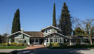 9734 Mckinley Ave, Fresno, CA 93723-9668