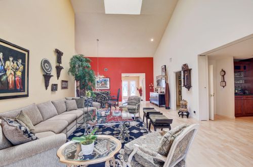 9 Windsor Ln, Boynton Beach FL  33436-6063 exterior