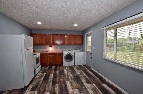 1206 Bermuda Dr, Marion OH  43302-1669 exterior