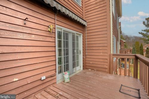 730 Sterling Ct, West Enola PA  17025-2655 exterior