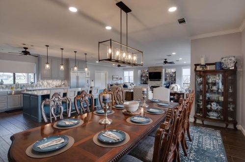 1040 Brush Creek Rd, Argyle TX  76226 exterior