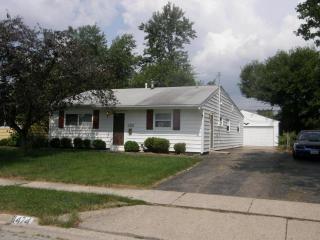 1474 Grovewood Dr, Columbus, OH 43207-3308
