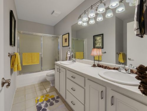 1 Palma Dr, Rancho Mirage CA  92270-3878 exterior