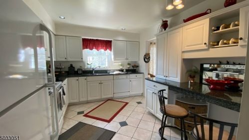 3 3rd St, Roxbury Township NJ  07836-1615 exterior