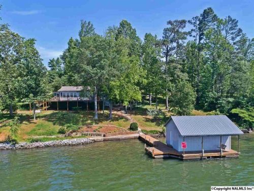 1010 Menominee Rd, Langston, AL 35755-7022