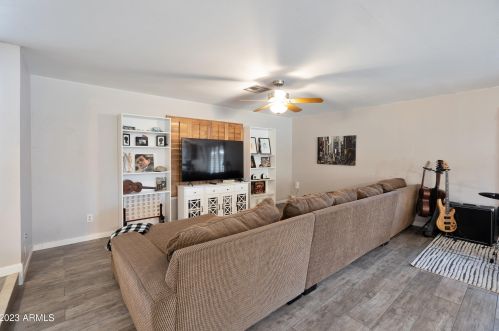 14207 20th St, Phoenix AZ 85022-4646 exterior