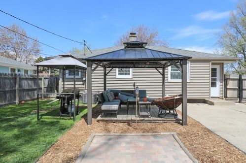 2515 82 St, Kenosha WI 53143-6241 exterior