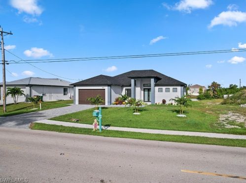 1412 20th Ave, Cape Coral, FL 33909-0016