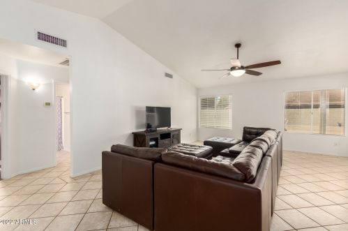 4344 Cielo Grande, Glendale AZ  85310-3929 exterior
