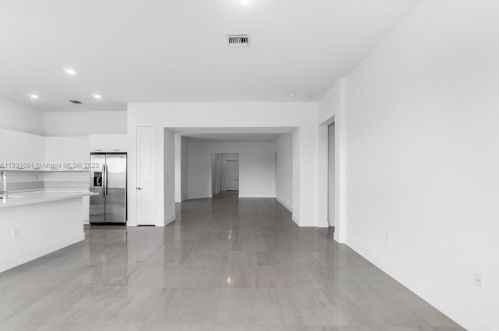 17536 41st St, Hollywood FL  33029 exterior