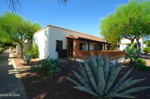 91 Camino Alameda, Green Valley, AZ 85614-2572
