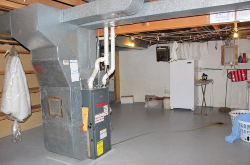 23 Pioneer Pkwy, Fond Du Lac WI  54935-3016 exterior