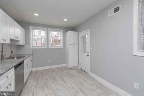 5639 Mcmahon St, Philadelphia PA  19144-1350 exterior