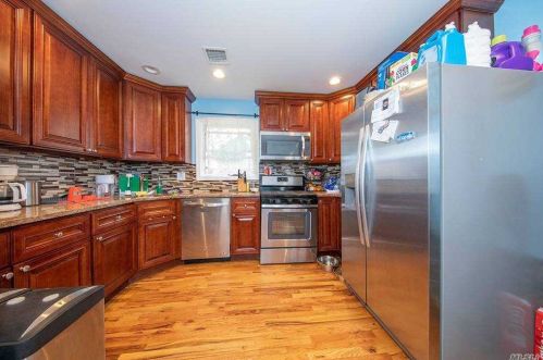 145 Ellison Ave, Roosevelt NY  11575-2115 exterior