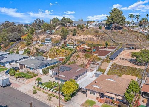 6025 Kelton Ave, La Mesa CA  91942-2728 exterior