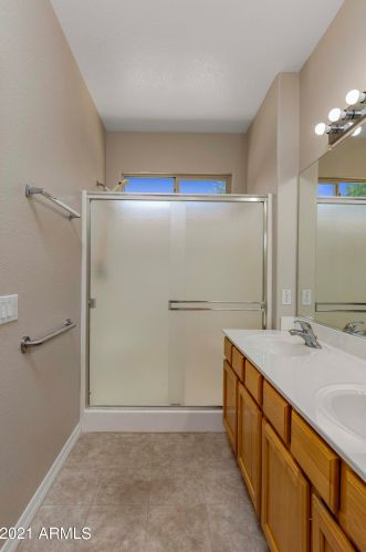 3862 Westchester Dr, Chandler AZ  85249-8950 exterior