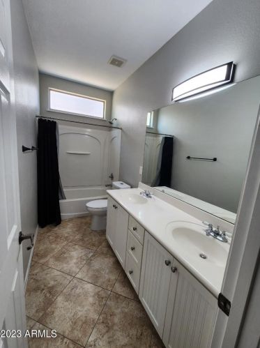 14325 Banff Ln, Sun City, AZ 85379-5795