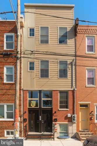2039 3rd St, Philadelphia PA  19122-1506 exterior