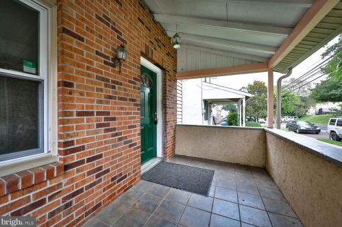 550 Davisville Rd, Willow Grove, PA 19090-1513