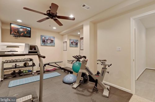 14149 Murphy Ter, Gainesville VA  20155-1725 exterior