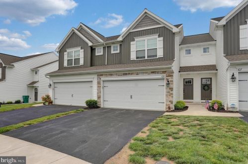 109 Landover Ct, West Enola PA  17025 exterior
