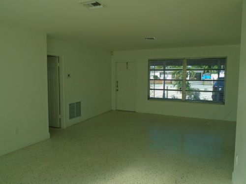 502 Congress Ave, West Palm Beach FL  33401-2904 exterior