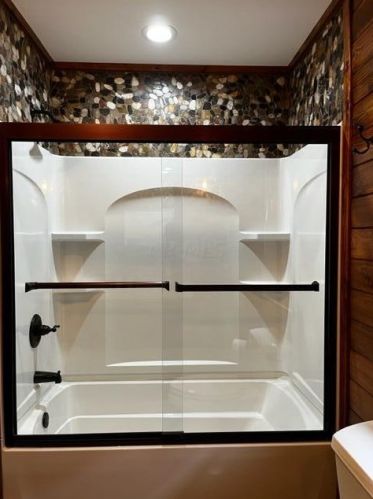 24480 Bushby Rd, Laurelville OH  43152-9712 exterior