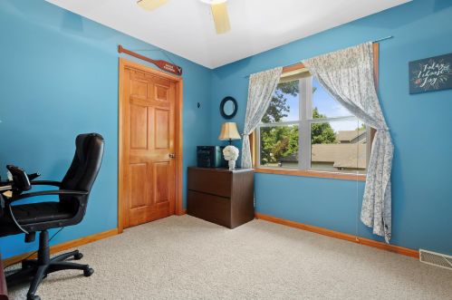 1158 101 St, Kenosha WI 53158-4034 exterior