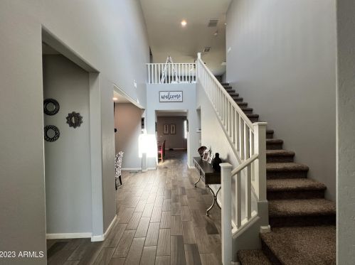 4871 Ellesmere St, Gilbert, AZ 85298-0611