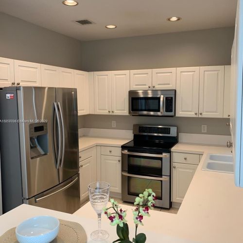 611 170th Ter, Hollywood FL  33028-2113 exterior