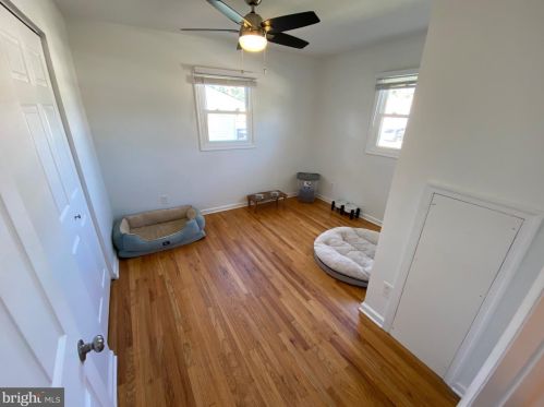 26 Auburn Dr, New Castle DE 19720-2305 exterior