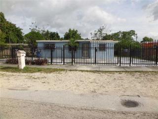 3060 96th St, Miami, FL 33147-2353