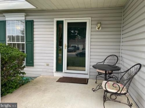 96 Violette Dr, New Castle, DE 19720-7610