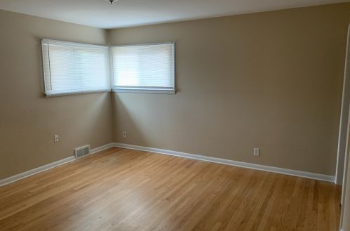 2707 67, Milwaukee WI 53219-3065 exterior