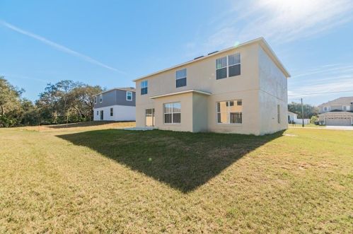 200 Albany Dr, Kissimmee FL 34758-2204 exterior