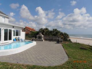 1438 Atlantic Ave, Daytona Beach FL  32118-4806 exterior