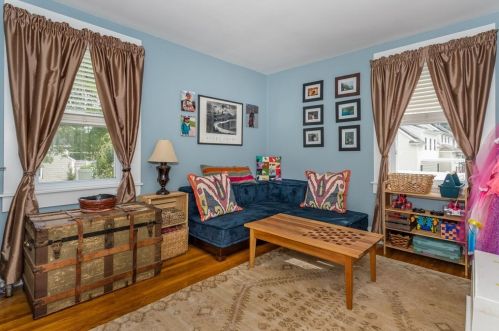 118 Messinger St, Canton MA  02021-3947 exterior