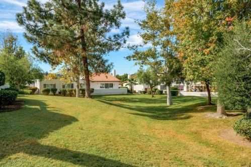 16450 Caminito Vecinos, San Diego CA 92128-2981 exterior