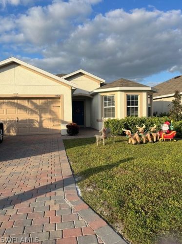 10526 Crossback Ln, Lehigh Acres FL  33936 exterior