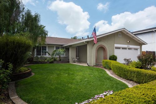 16735 Saddleback Dr, Morgan Hill, CA 95037-3924