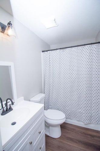 408 Sunset Dr, Johnstown OH  43031-1166 exterior