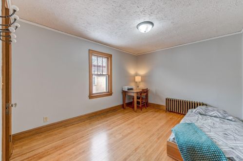 1207 Charlton St, Saint Paul MN 55118-2922 exterior