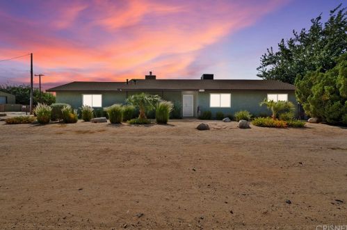 4503 Avenue, Lancaster, CA 93535-7712