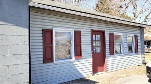 145 Wallace Ave, New Castle PA  16101-2550 exterior