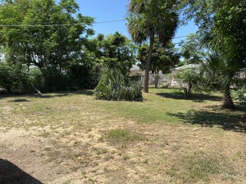 816 4th St, West Palm Beach, FL 33401-4118